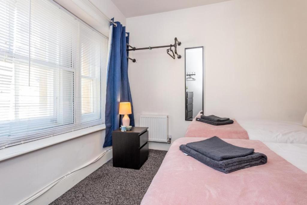 Newcastle'S Most Central Apartment - Sleeps 10 Esterno foto