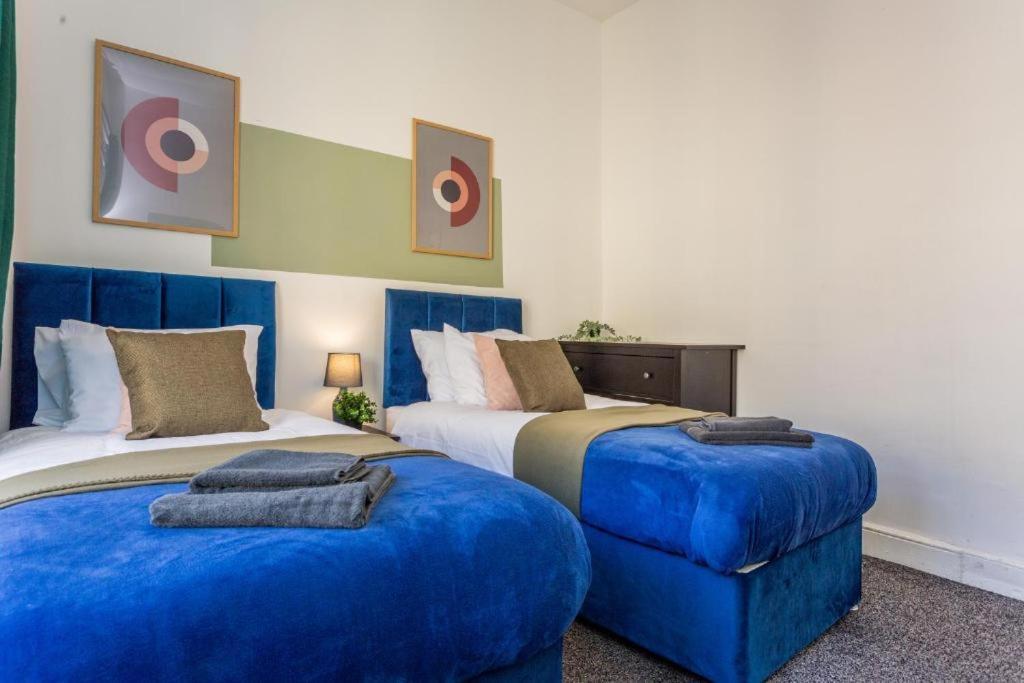 Newcastle'S Most Central Apartment - Sleeps 10 Esterno foto