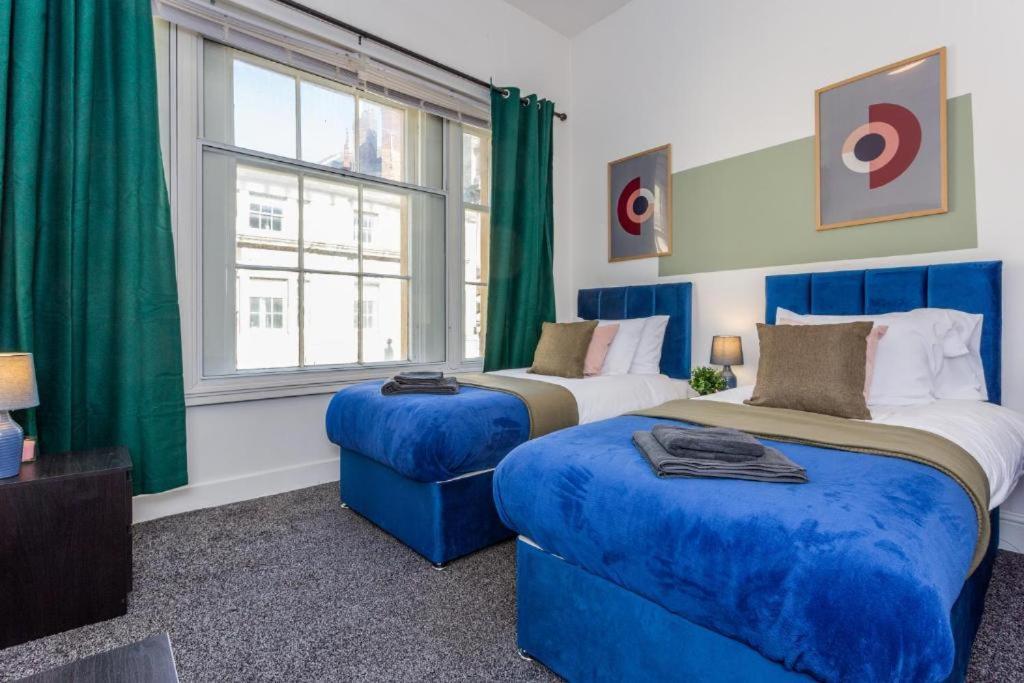 Newcastle'S Most Central Apartment - Sleeps 10 Esterno foto