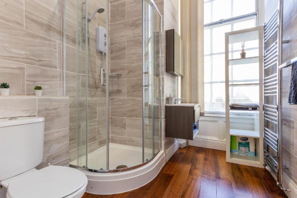 Newcastle'S Most Central Apartment - Sleeps 10 Esterno foto